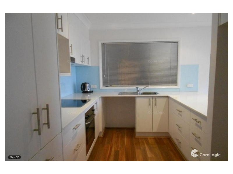 3/2 Sheila Street, Batehaven NSW 2536