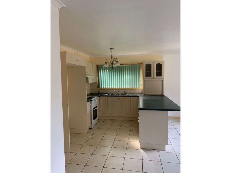 10 Gull Close, Catalina NSW 2536