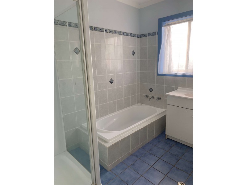 10 Gull Close, Catalina NSW 2536