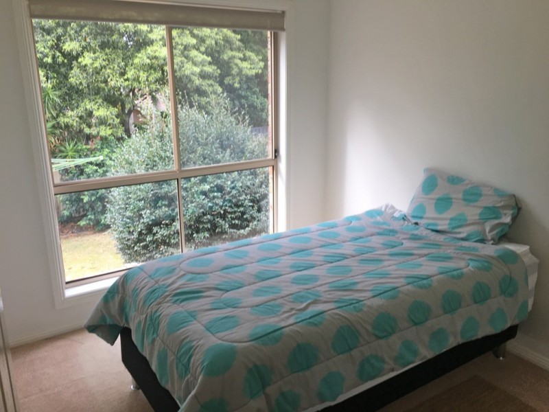 29 Thomas Mitchell Crescent, Sunshine Bay NSW 2536