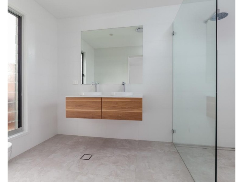 21 Jardine Road, Sunshine Bay NSW 2536