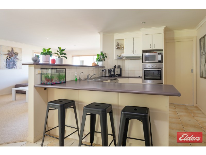 8 Cox Place, Sunshine Bay NSW 2536