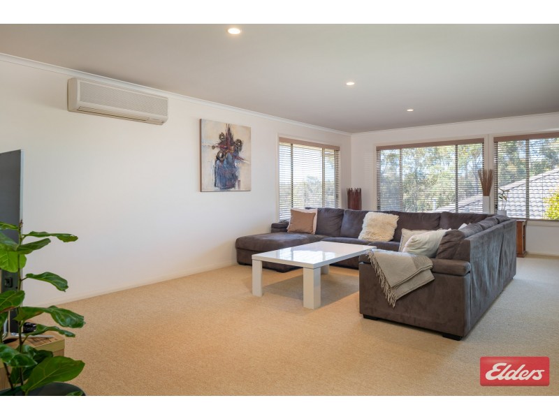 8 Cox Place, Sunshine Bay NSW 2536