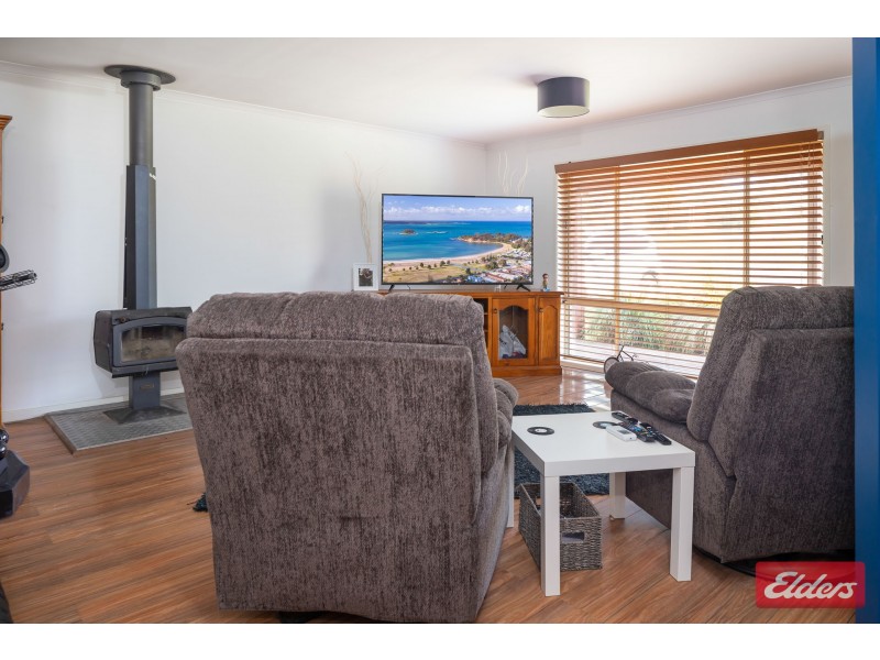 16 Sunshine Bay Road, Sunshine Bay NSW 2536