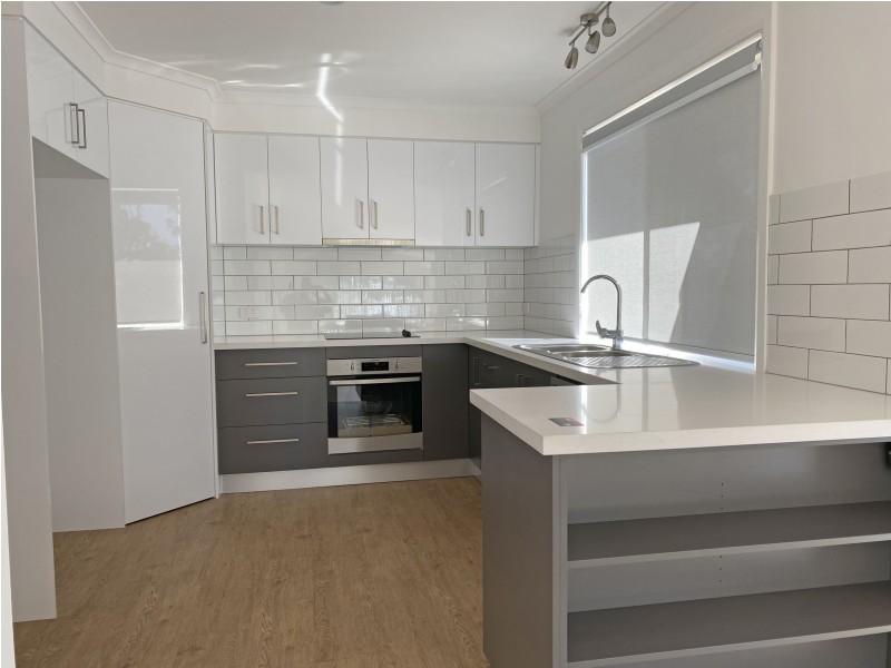 64 VISTA AVENUE, Catalina NSW 2536