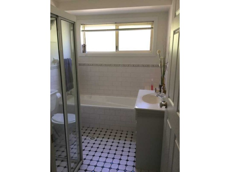 1/1 ERIC FENNING DRIVE, Surf Beach NSW 2536