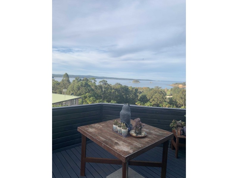 7 CALGA CRESCENT, Catalina NSW 2536