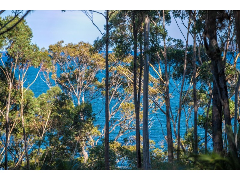 135 NORTHCOVE ROAD, Long Beach NSW 2536