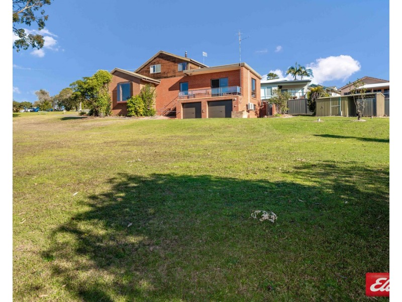 5 David Avenue, Batehaven NSW 2536