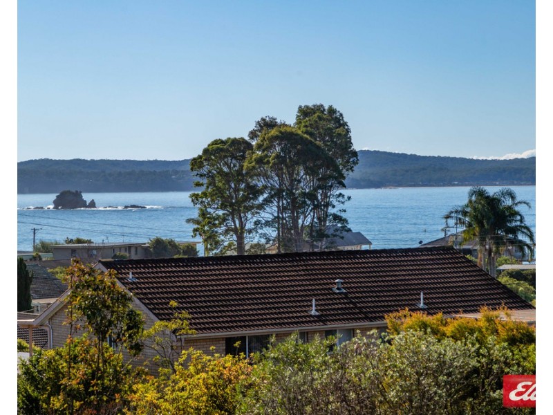 5 David Avenue, Batehaven NSW 2536
