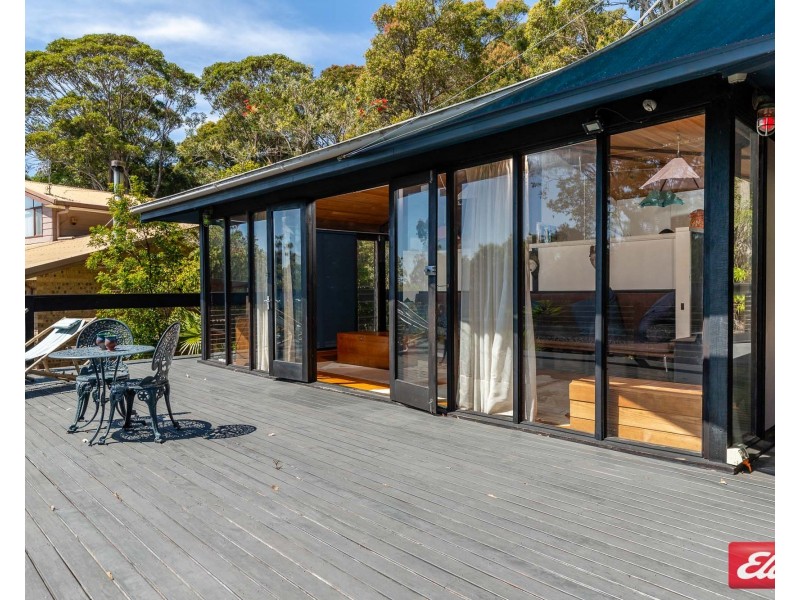 9 CARR STREET, Depot Beach NSW 2536