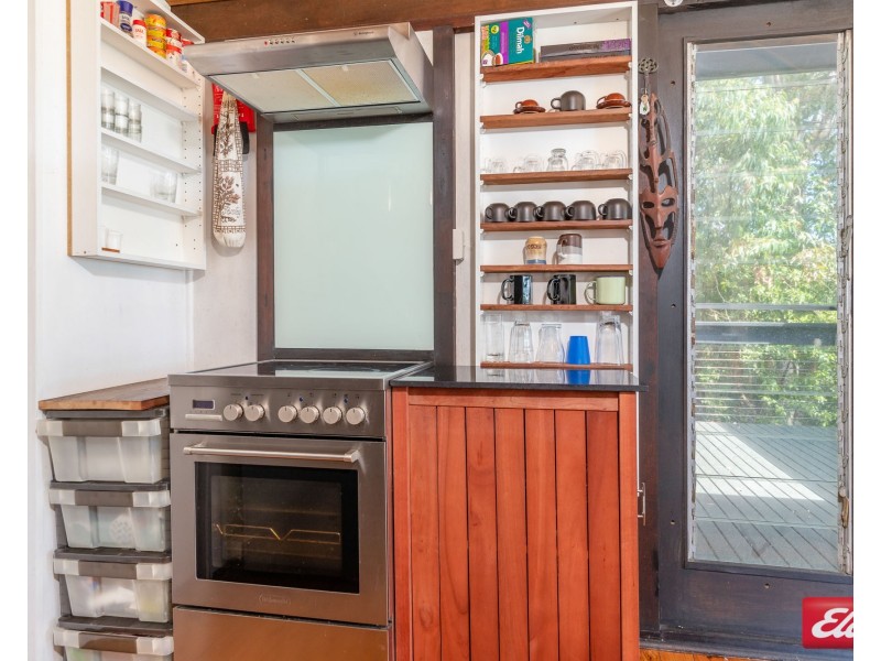 9 CARR STREET, Depot Beach NSW 2536