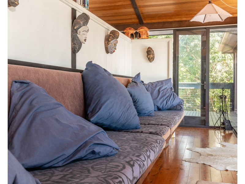 9 CARR STREET, Depot Beach NSW 2536