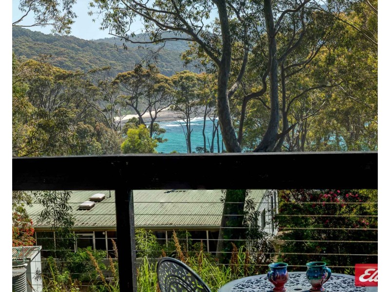 9 CARR STREET, Depot Beach NSW 2536