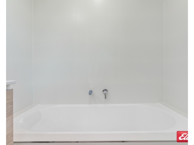 10 FLINDERS WAY, Surf Beach NSW 2536