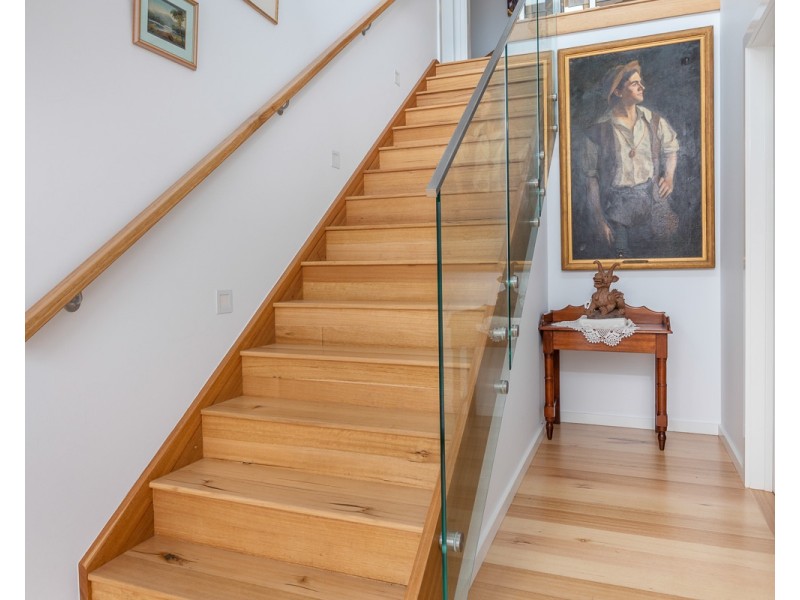 7 BOWERBIRD PLACE, Malua Bay NSW 2536