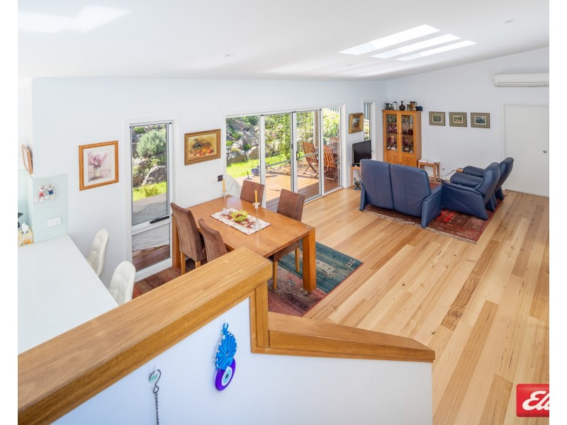 7 BOWERBIRD PLACE, Malua Bay NSW 2536