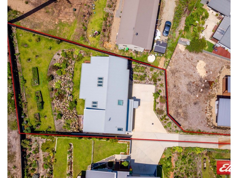 7 BOWERBIRD PLACE, Malua Bay NSW 2536