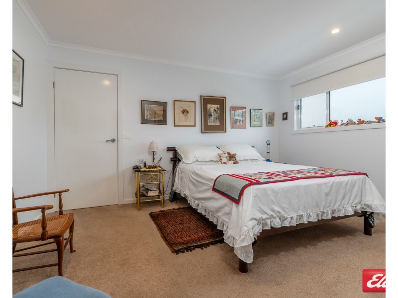 7 BOWERBIRD PLACE, Malua Bay NSW 2536