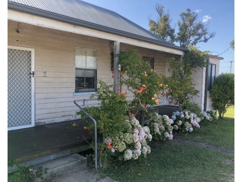 1 Caswell Street, Moruya NSW 2537