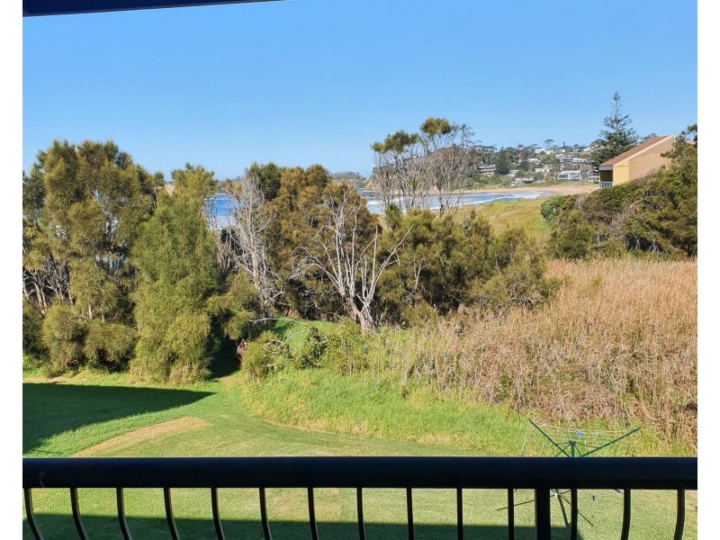 31 TALLAWANG AVENUE, Malua Bay NSW 2536