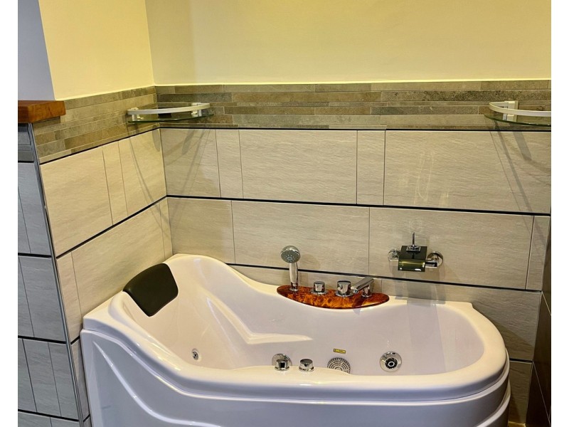 2 FREYCINET DRIVE, Sunshine Bay NSW 2536