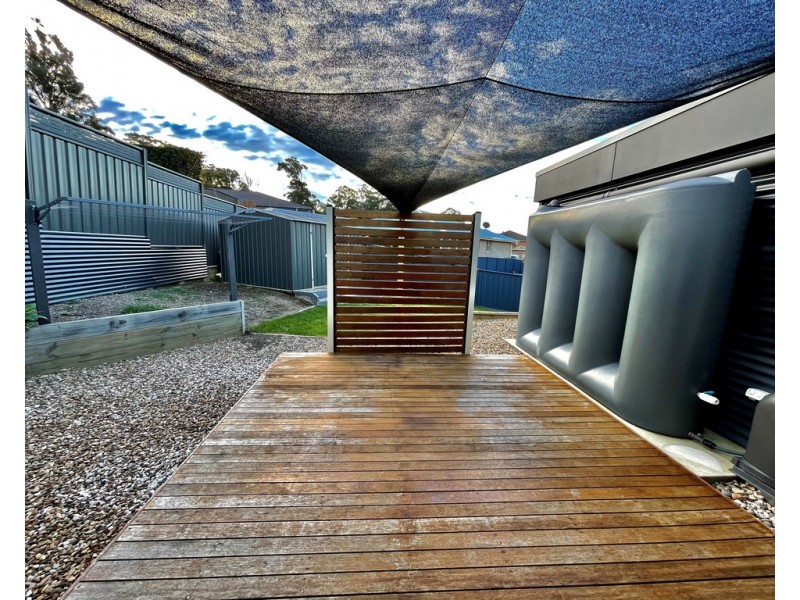 2 FREYCINET DRIVE, Sunshine Bay NSW 2536