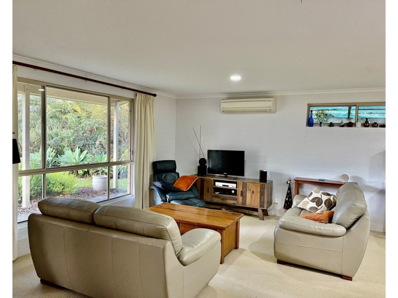 8 YARIMUP PLACE, Moruya NSW 2537