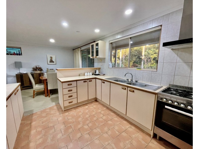 8 YARIMUP PLACE, Moruya NSW 2537