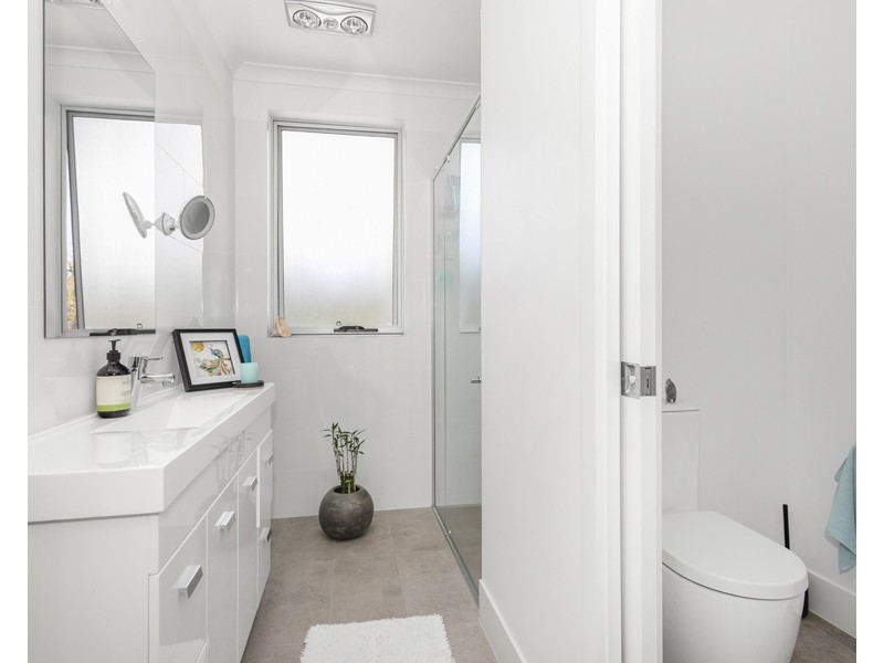 2/44 TRAIN STREET, Broulee NSW 2537