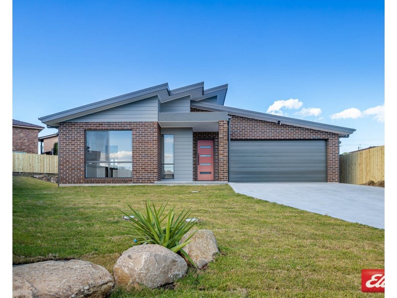 7 Shorthorn Close, Moruya NSW 2537