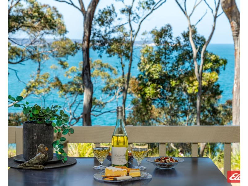 21 BEECHWOOD COURT, Sunshine Bay NSW 2536