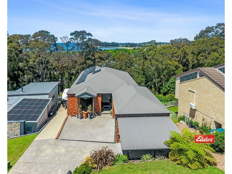 18 SANCTUARY PLACE, Catalina NSW 2536