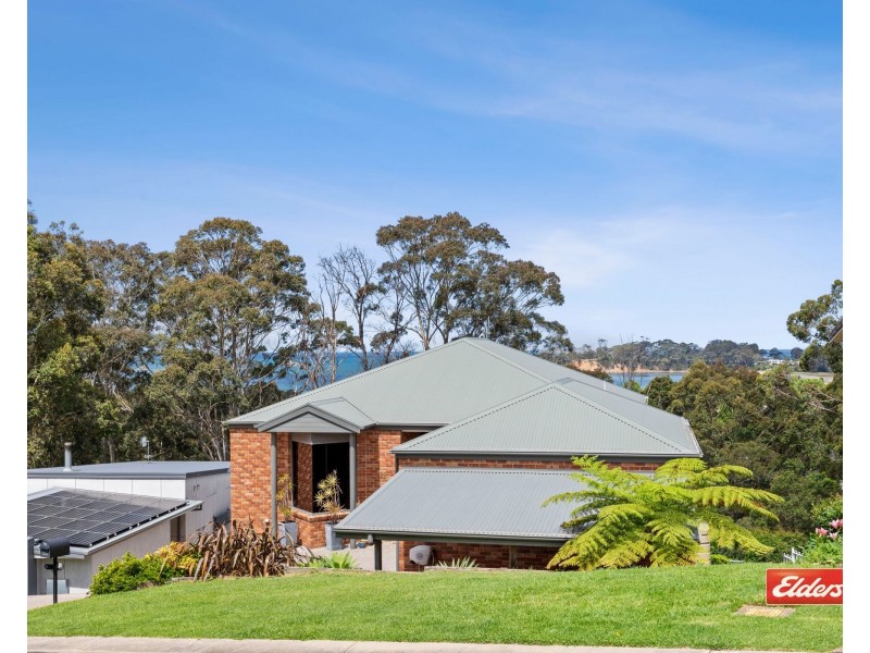 18 SANCTUARY PLACE, Catalina NSW 2536
