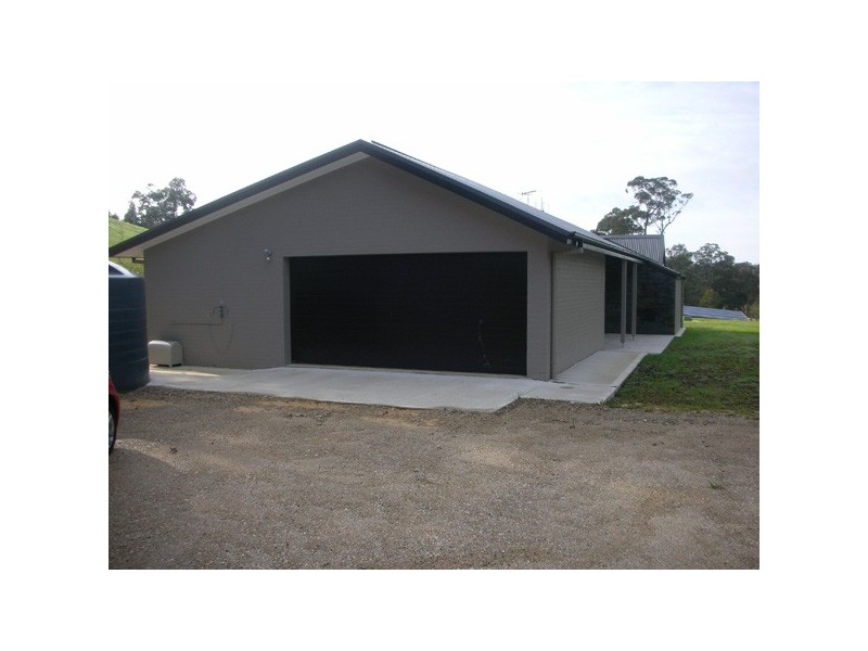 19 Cors Parade, North Batemans Bay NSW 2536