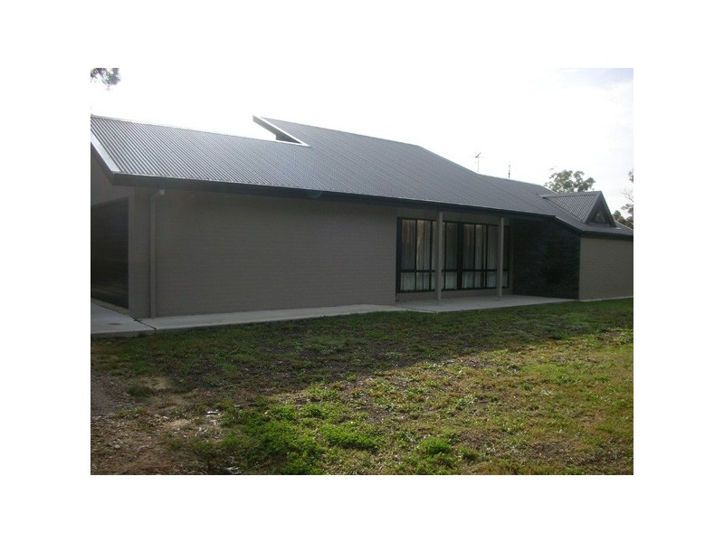 19 Cors Parade, North Batemans Bay NSW 2536