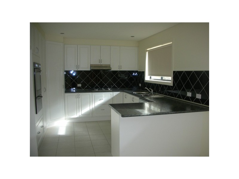 19 Cors Parade, North Batemans Bay NSW 2536