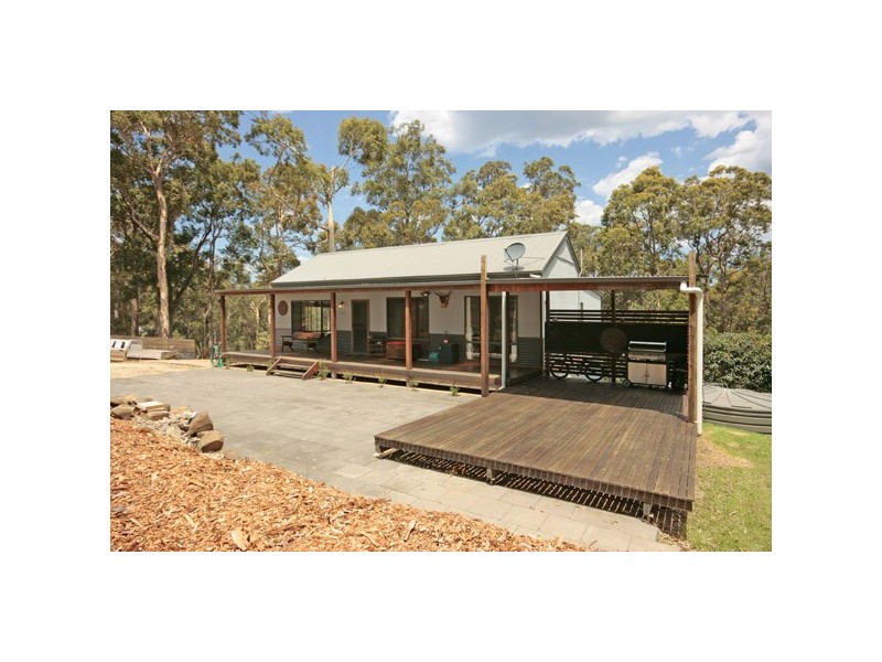 3 Cors Parade, North Batemans Bay NSW 2536