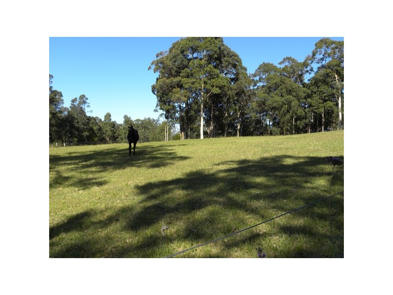 3 Cors Parade, North Batemans Bay NSW 2536