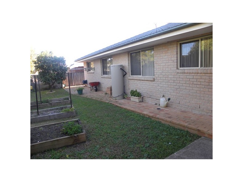 12 Bayview Street, Surfside NSW 2536