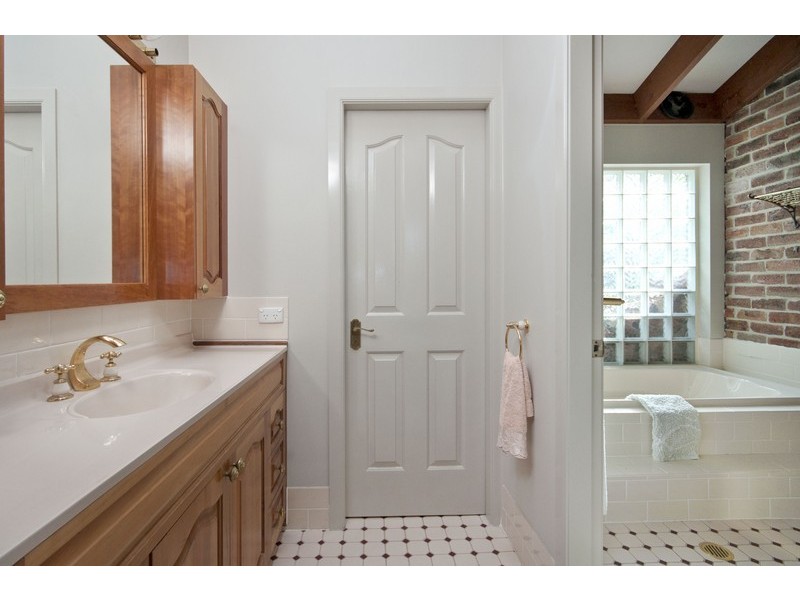 19 Parker Avenue, Surf Beach NSW 2536