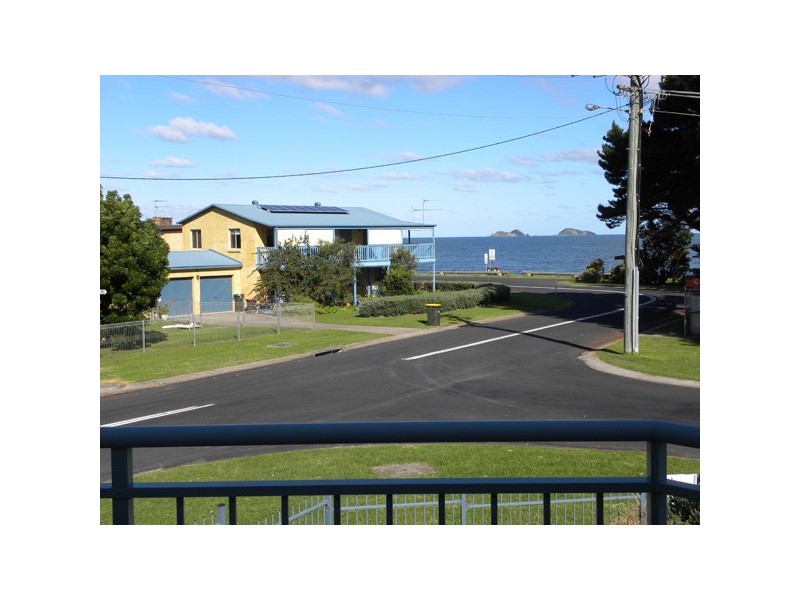 1/1 Sandy Place, Long Beach NSW 2536