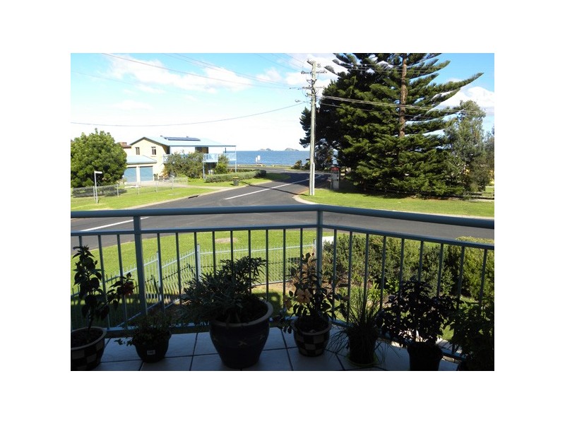 1/1 Sandy Place, Long Beach NSW 2536