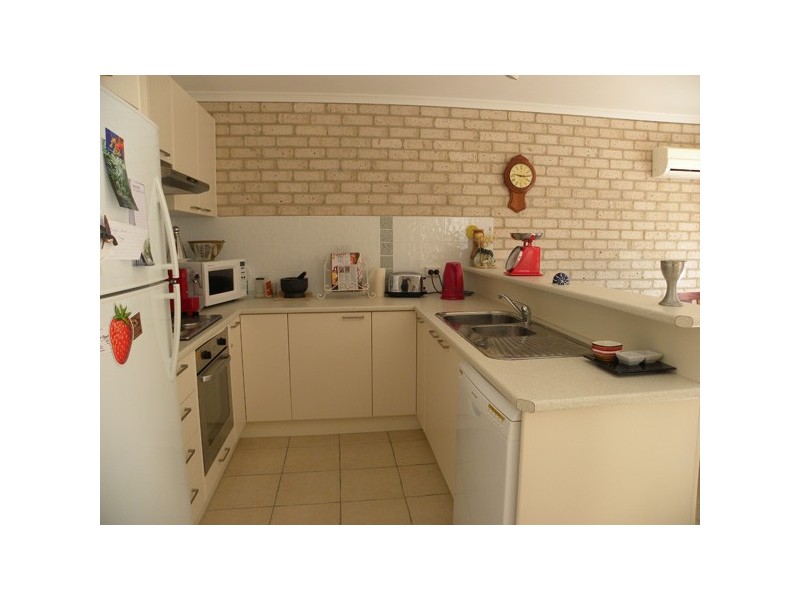 1/1 Sandy Place, Long Beach NSW 2536