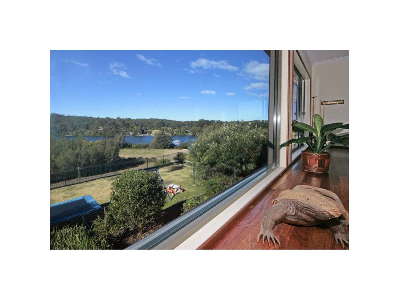 18 Nelligen Place, Nelligen NSW 2536