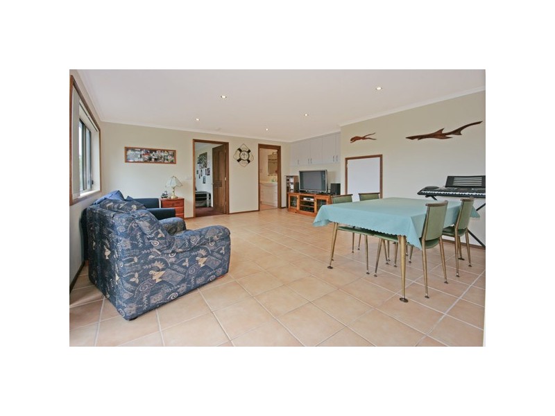 18 Nelligen Place, Nelligen NSW 2536