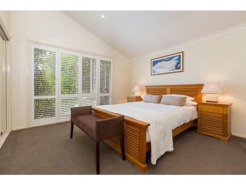 16 Lawson Place, Sunshine Bay NSW 2536