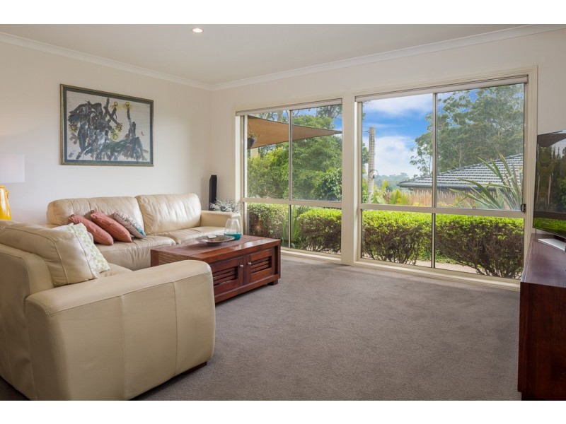 16 Lawson Place, Sunshine Bay NSW 2536