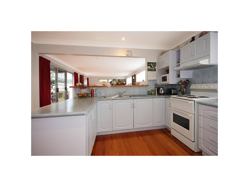 52 Edward Road, Batehaven NSW 2536
