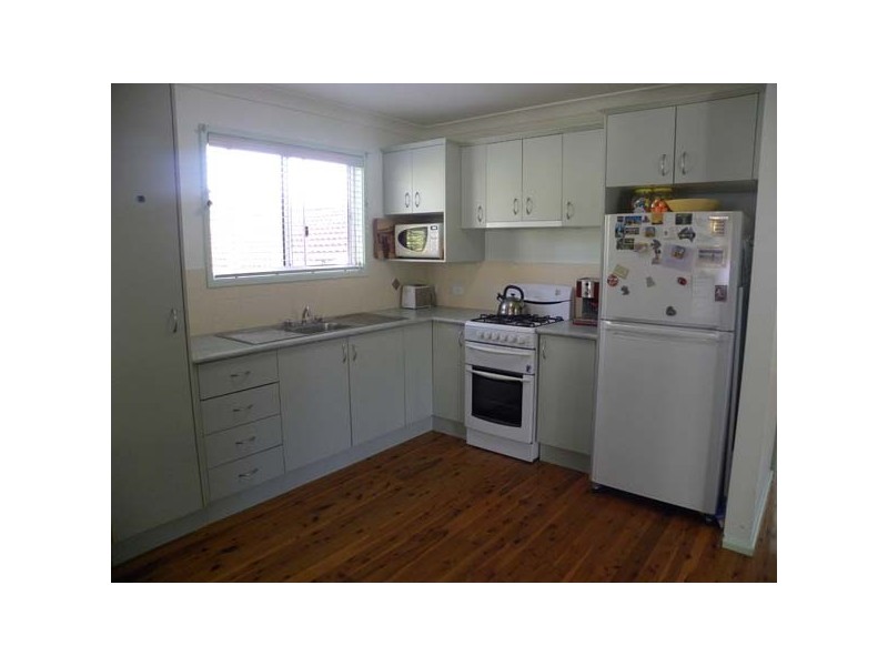 25 Riverview Crescent, Catalina NSW 2536